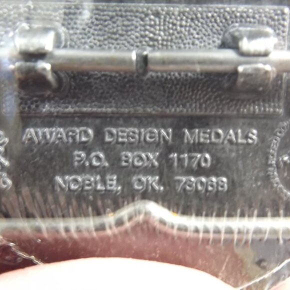 National Finals Rodeo 1995 HESSTON New Old Stock Belt Buckle - Picture 10 of 10